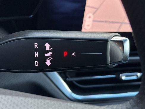 New 2026 Chevrolet Equinox EV LT image 22