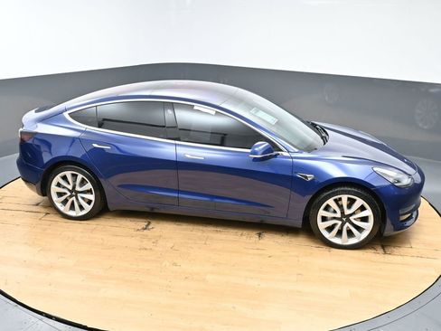 Used 2017 Tesla Model 3 Long Range image 51