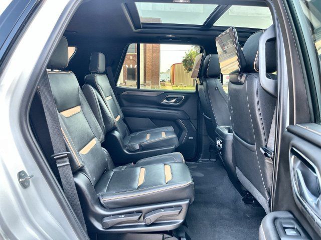 Used 2023 GMC Yukon AT4 w/ Technology Package AWD/4WD image 11