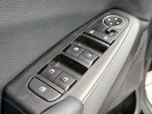 Certified 2023 Kia Seltos Nightfall Edition image 12