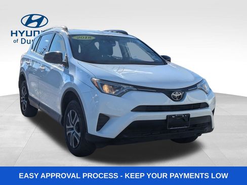 Used 2018 Toyota RAV4 LE w/ All Weather Liner Package AWD/4WD image 10