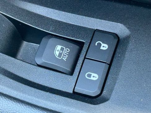 Used 2021 Jeep Grand Cherokee L Limited AWD/4WD image 40