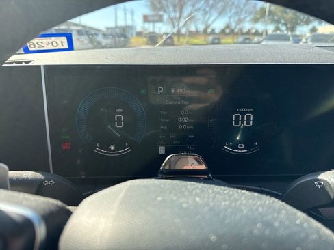 Used 2025 Hyundai Santa Fe SEL image 5