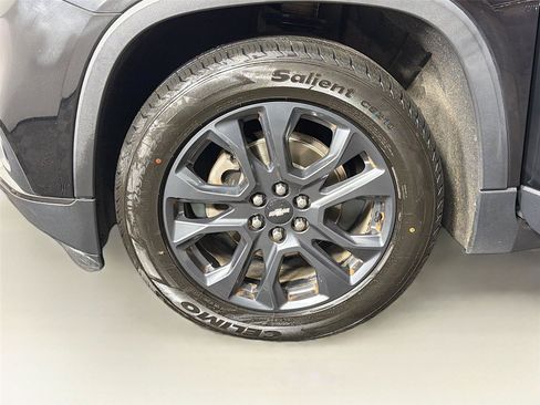 Used 2020 Chevrolet Traverse RS w/ LPO, Floor Liner Package AWD/4WD image 34