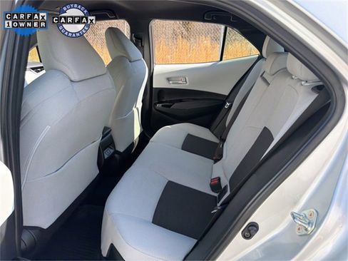 Used 2024 Toyota Corolla SE w/ SE Package image 19
