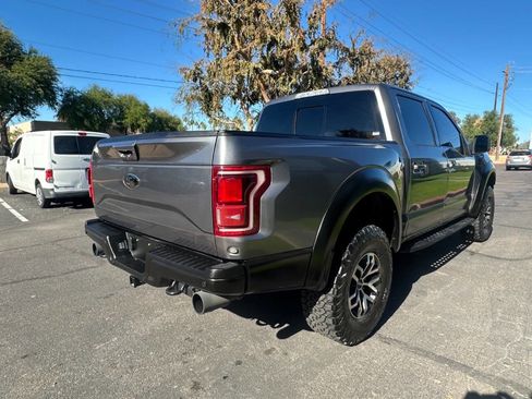 Used 2017 Ford F150 Raptor w/ Equipment Group 802A Luxury image 5