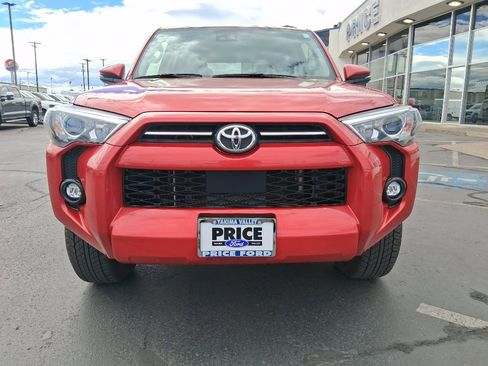 Used 2022 Toyota 4Runner SR5 Premium w/ Moonroof Package image 8