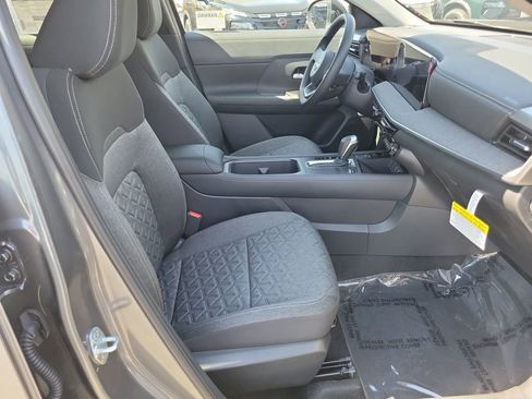 New 2026 Nissan Kicks SV w/ SV Premium Package FWD image 12