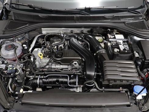 Used 2025 Volkswagen Jetta SE w/ Black Wheel Package image 23