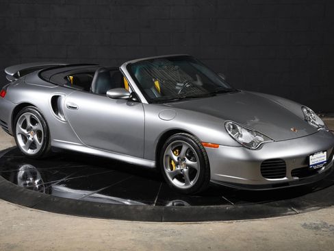 Used 2005 Porsche 911 Turbo image 31