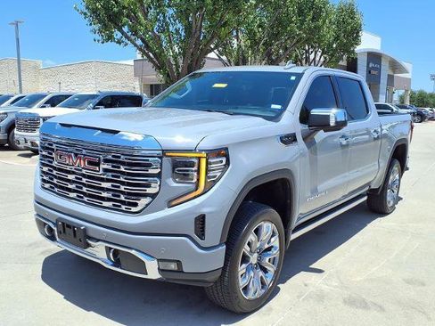 Used 2024 GMC Sierra 1500 Denali w/ Denali Reserve Package AWD/4WD image 28
