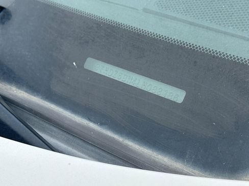 Used 2020 Toyota Tacoma TRD Off-Road image 9