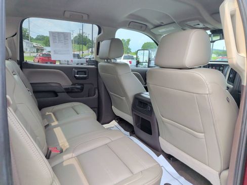 Used 2016 GMC Sierra 3500 Denali w/ Duramax Plus Package AWD/4WD image 10