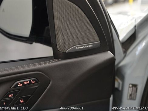 Used 2024 BMW X7 xDrive40i w/ M Sport Package image 28