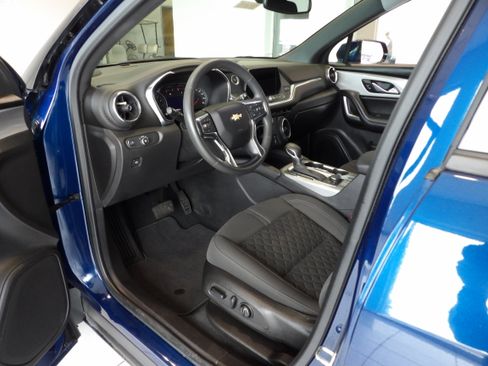 Used 2022 Chevrolet Blazer LT AWD/4WD image 10