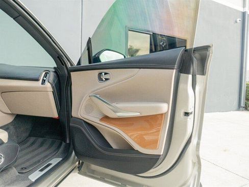 Used 2023 Aston Martin DBX 707 image 71