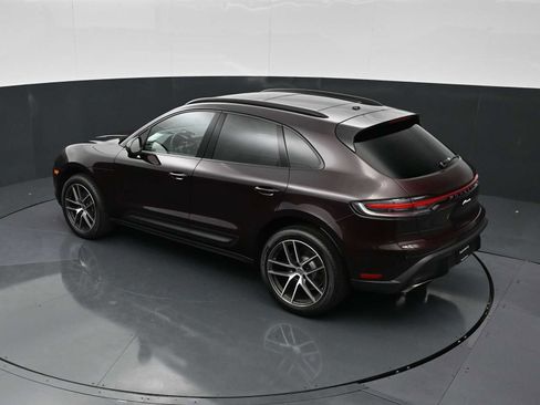 New 2026 Porsche Macan AWD/4WD image 31