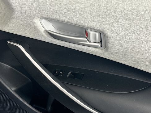 Used 2024 Toyota Corolla SE FWD image 29