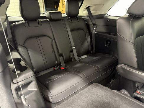 Used 2024 MAZDA CX-90 3.3 Turbo w/ Preferred Plus image 32