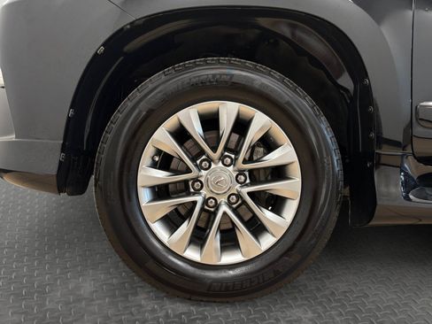 Used 2014 Lexus GX 460 Luxury AWD/4WD image 42