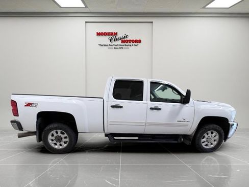 Used 2011 Chevrolet Silverado 2500 LT AWD/4WD image 8