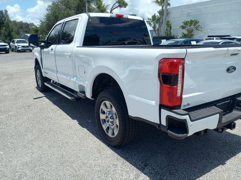 Certified 2025 Ford F250 Lariat w/ Black Appearance Package AWD/4WD image 2