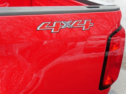 Used 2019 Chevrolet Colorado LT w/ LT Convenience Package image 10