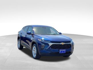 Used 2024 Chevrolet Trax LS w/ LS Convenience Package FWD video 1