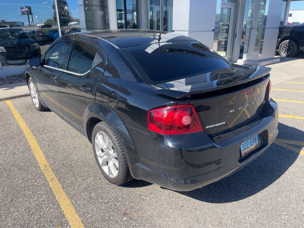 Used 2013 Dodge Avenger R/T FWD image 4