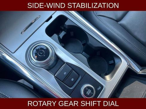 Certified 2022 Ford Explorer XLT w/ Equipment Group 202A image 10