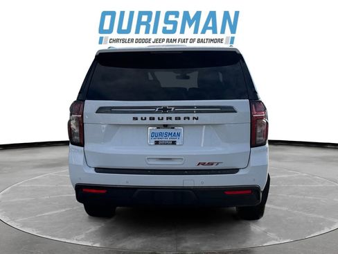 Used 2022 Chevrolet Suburban RST w/ Luxury Package image 5
