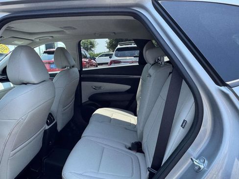 Used 2024 Hyundai Tucson SEL w/ Convenience Package AWD/4WD image 12