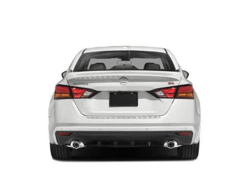 Used 2023 Nissan Altima 2.5 SR FWD image 8