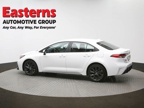 Used 2025 Toyota Corolla SE image 61