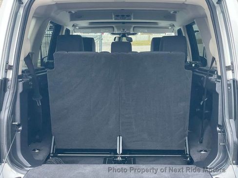 Used 2016 Land Rover LR4 HSE LUX image 31