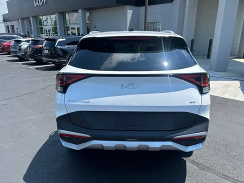 Certified 2024 Kia Sportage EX AWD/4WD image 5