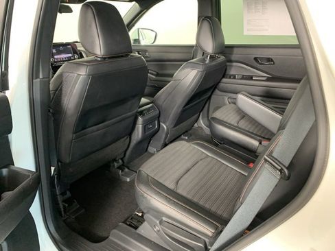 Used 2023 Nissan Pathfinder Rock Creek image 27