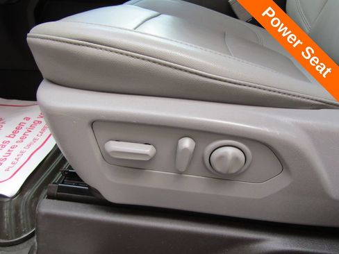 Used 2023 Chevrolet Silverado 2500 LT AWD/4WD image 6