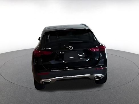 Used 2025 Mercedes-Benz GLA 250 image 16
