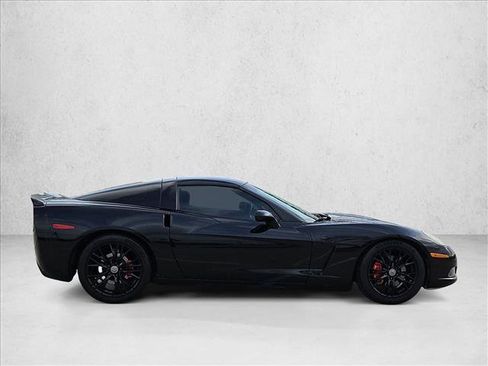 Used 2011 Chevrolet Corvette Coupe w/ 1LT image 4