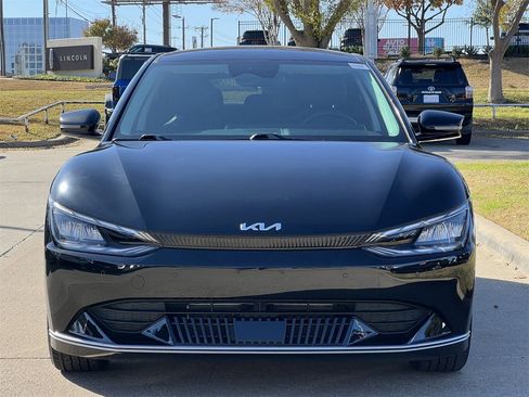 Used 2022 Kia EV6 Wind image 6