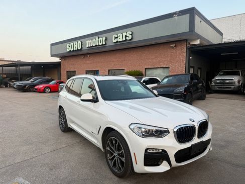Used 2018 BMW X3 xDrive30i w/ M Sport Package image 2