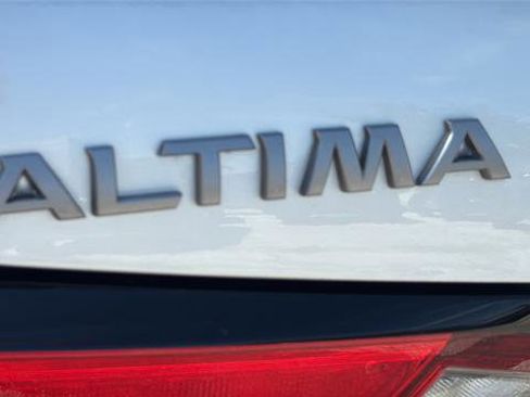 Used 2023 Nissan Altima 2.5 SL FWD image 33
