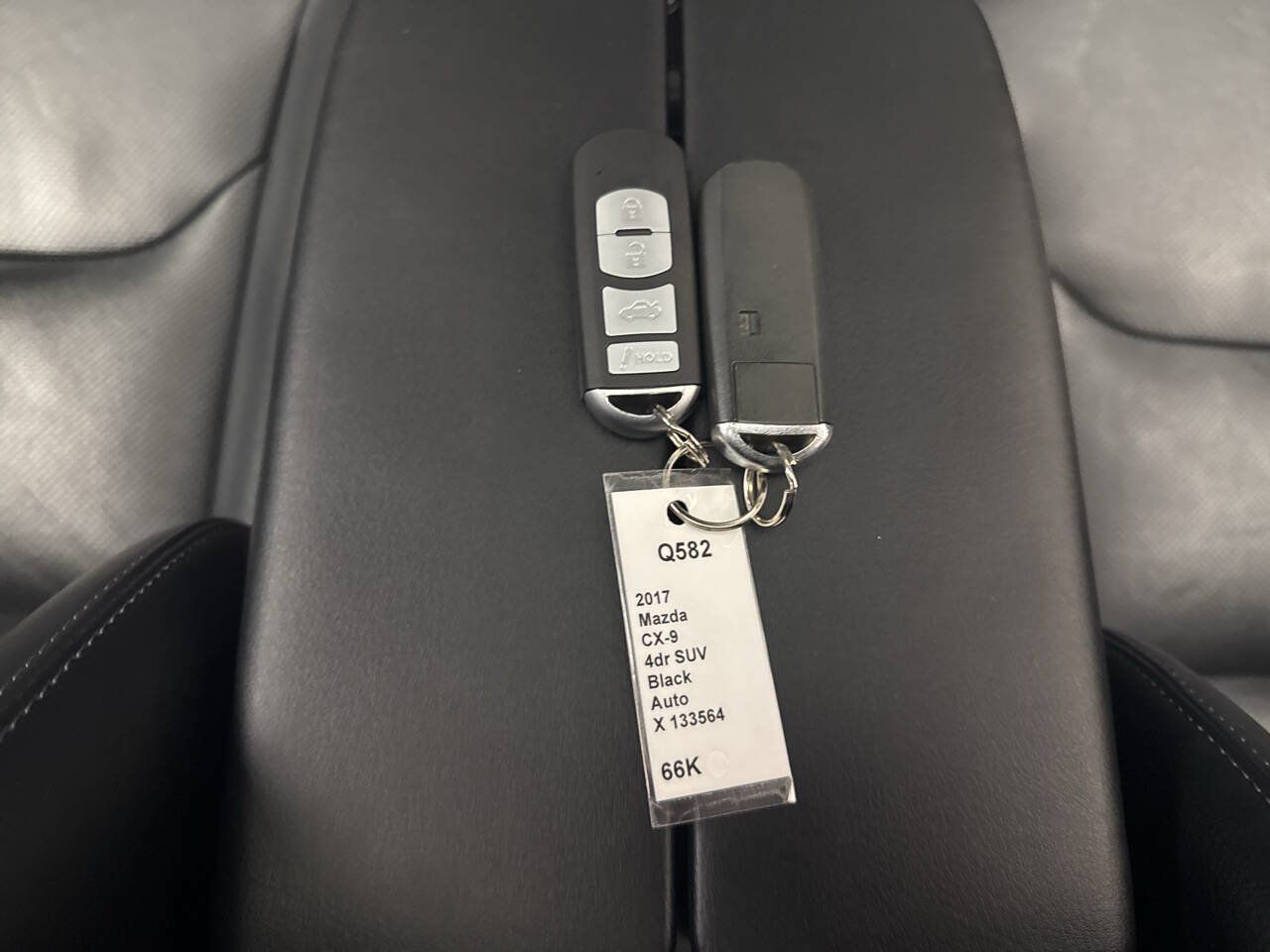 Used 2017 MAZDA CX-9 Touring AWD/4WD image 23