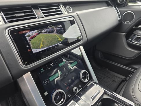 Used 2020 Land Rover Range Rover HSE AWD/4WD image 20
