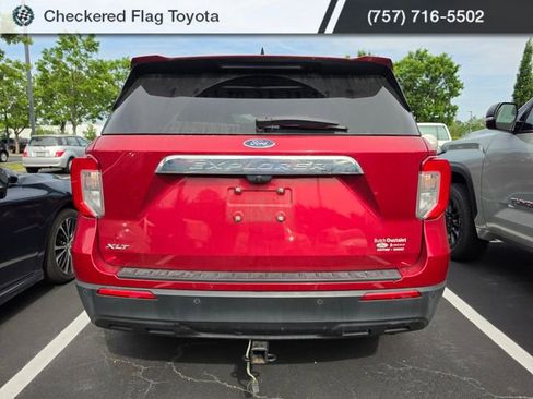 Used 2021 Ford Explorer XLT RWD image 5