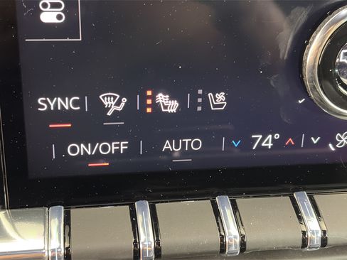 Used 2026 GMC Yukon Denali w/ LPO, Floor Liner Package AWD/4WD image 26