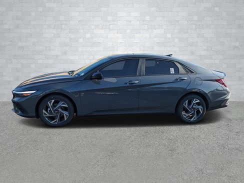 New 2025 Hyundai Elantra Sport image 8