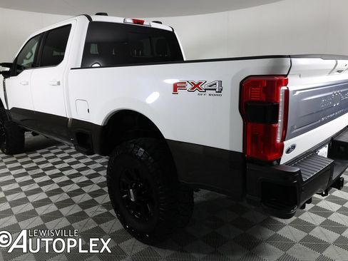 Used 2025 Ford F250 King Ranch w/ FX4 Off-Road Package AWD/4WD image 8