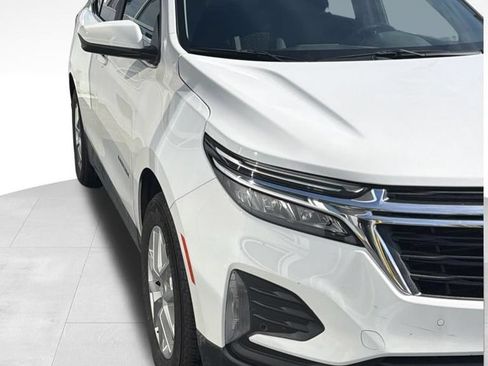Certified 2024 Chevrolet Equinox LT FWD image 2